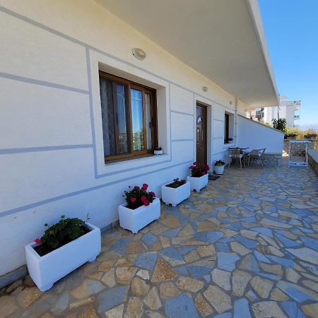 Guesthouse Redilka Εξαμίλιο Εξωτερικό φωτογραφία