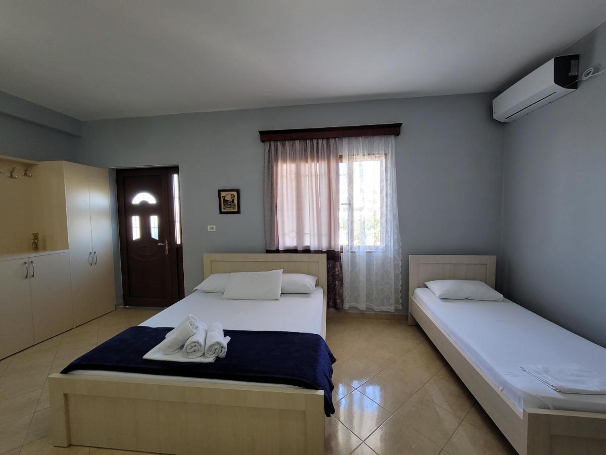 Guesthouse Redilka Εξαμίλιο Εξωτερικό φωτογραφία