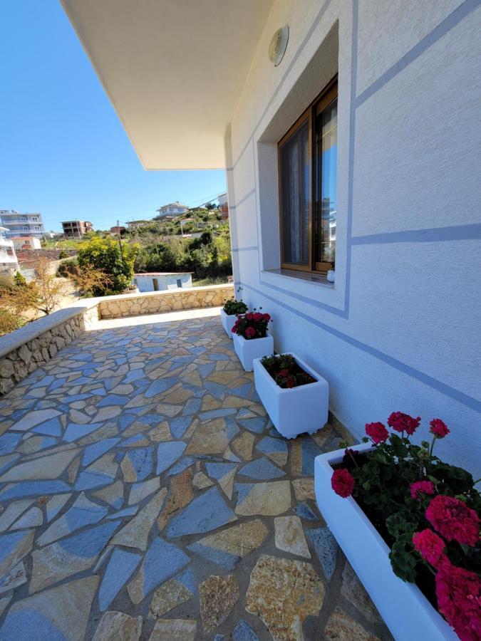 Guesthouse Redilka Εξαμίλιο Εξωτερικό φωτογραφία