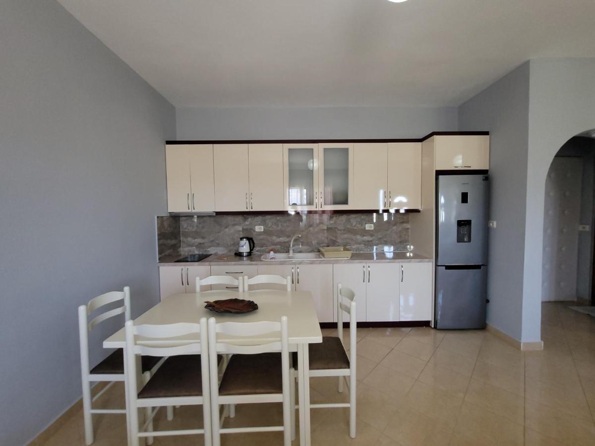 Guesthouse Redilka Εξαμίλιο Εξωτερικό φωτογραφία