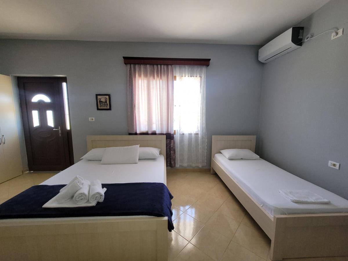 Guesthouse Redilka Εξαμίλιο Εξωτερικό φωτογραφία