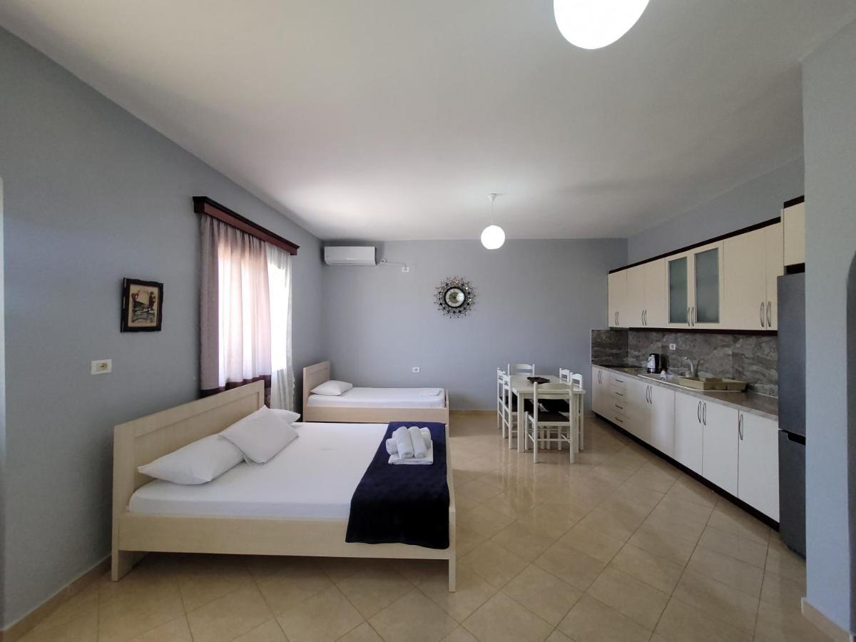 Guesthouse Redilka Εξαμίλιο Εξωτερικό φωτογραφία