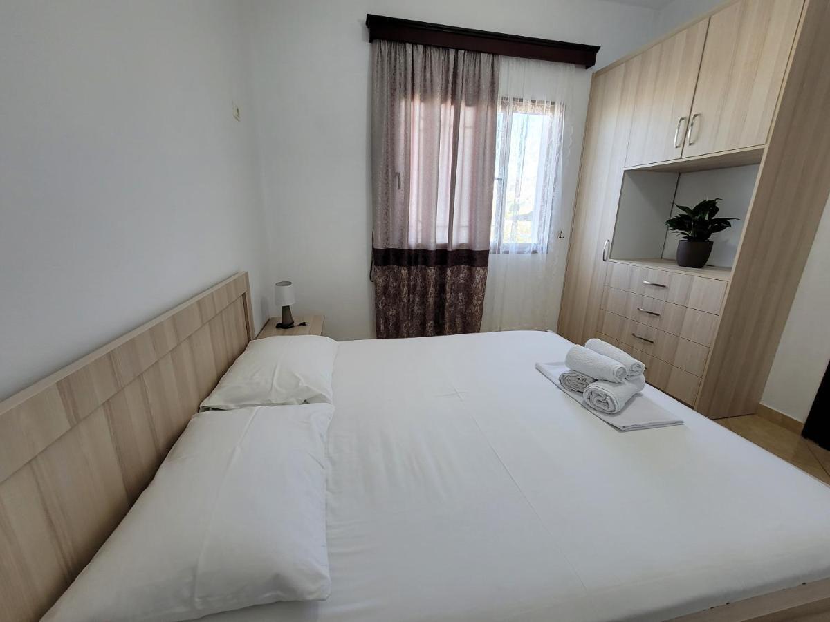 Guesthouse Redilka Εξαμίλιο Εξωτερικό φωτογραφία